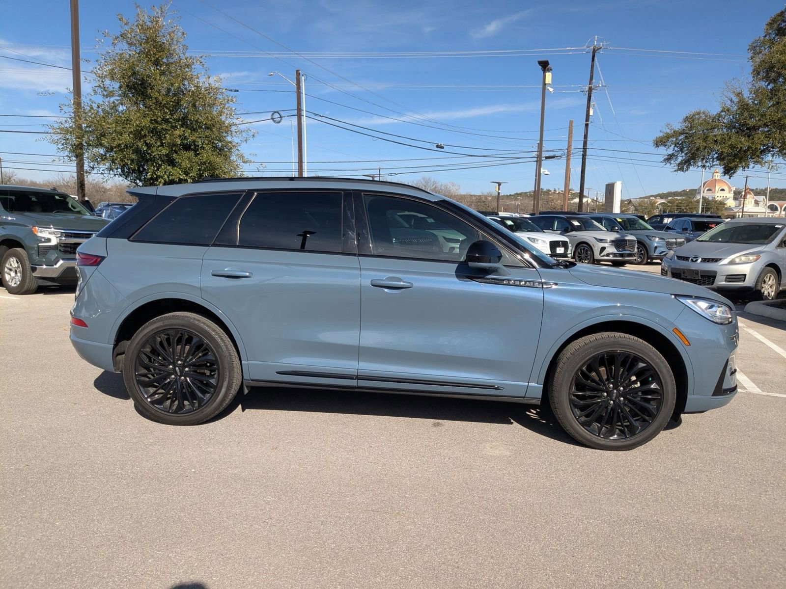 Used 2023 Lincoln Corsair Reserve w/ Jet Appearance Package image 2