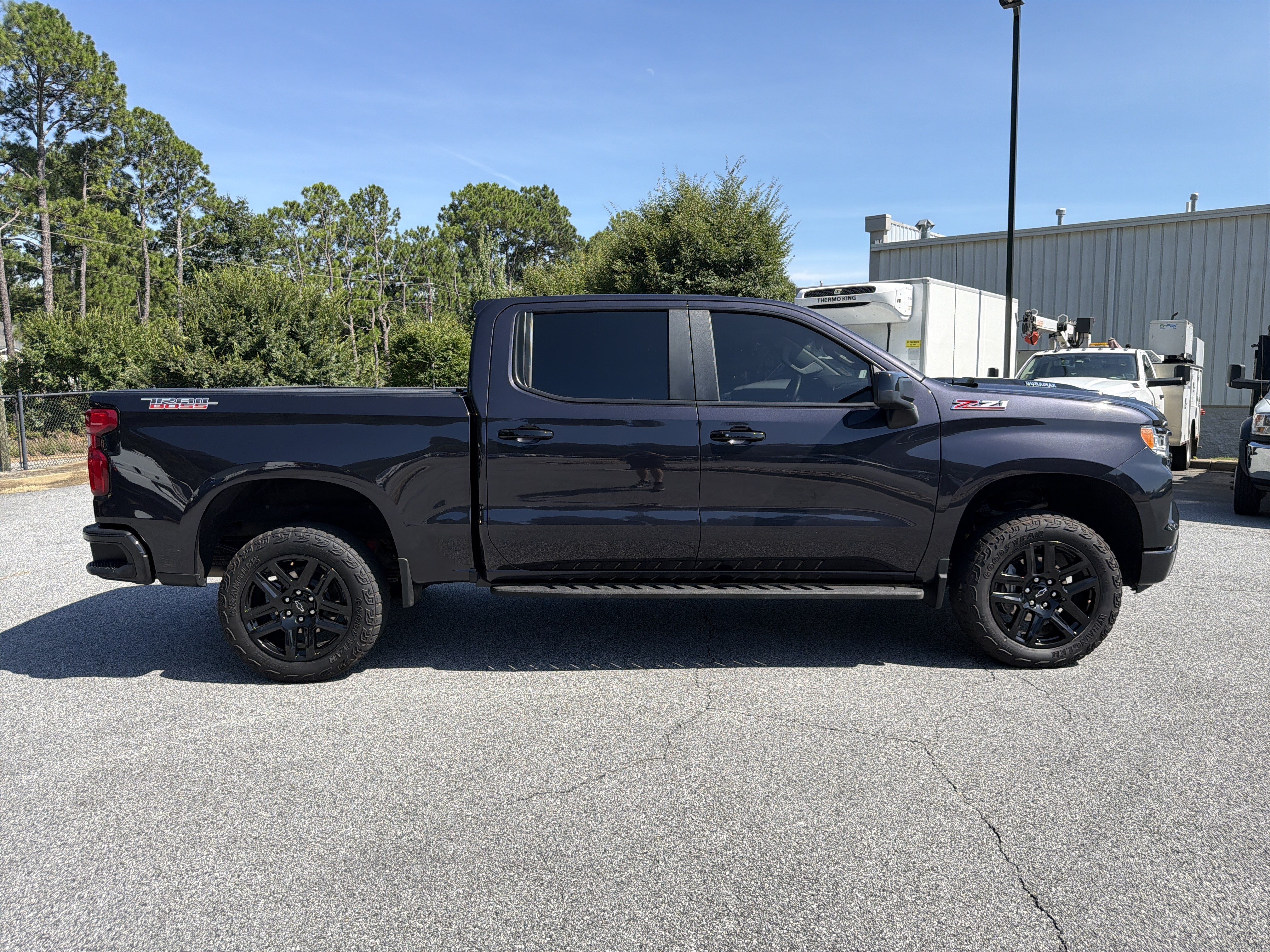 Used 2024 Chevrolet Silverado 1500 LT Trail Boss w/ Convenience Package II AWD/4WD image 9