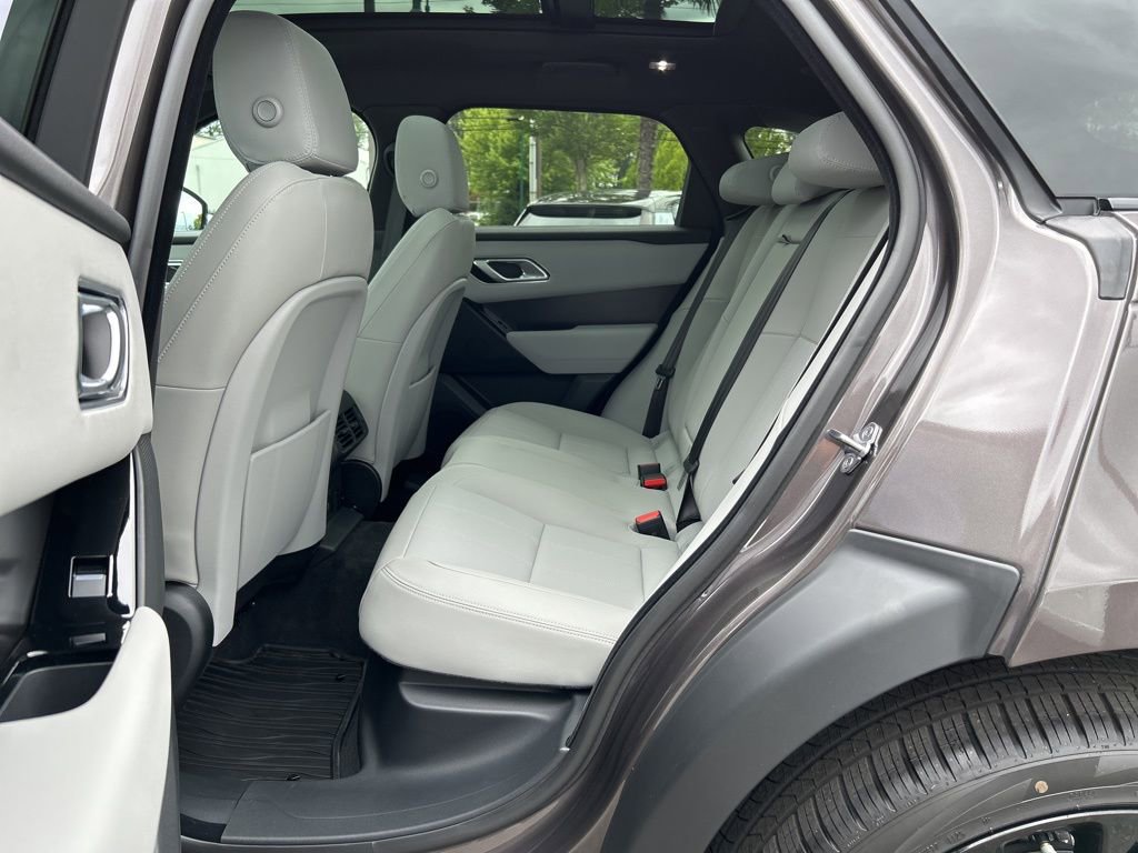 New 2026 Land Rover Range Rover Velar Dynamic SE image 5