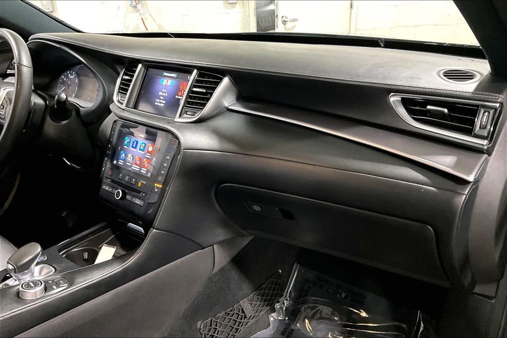 Certified 2022 INFINITI QX55 Luxe w/ Cargo Package image 25