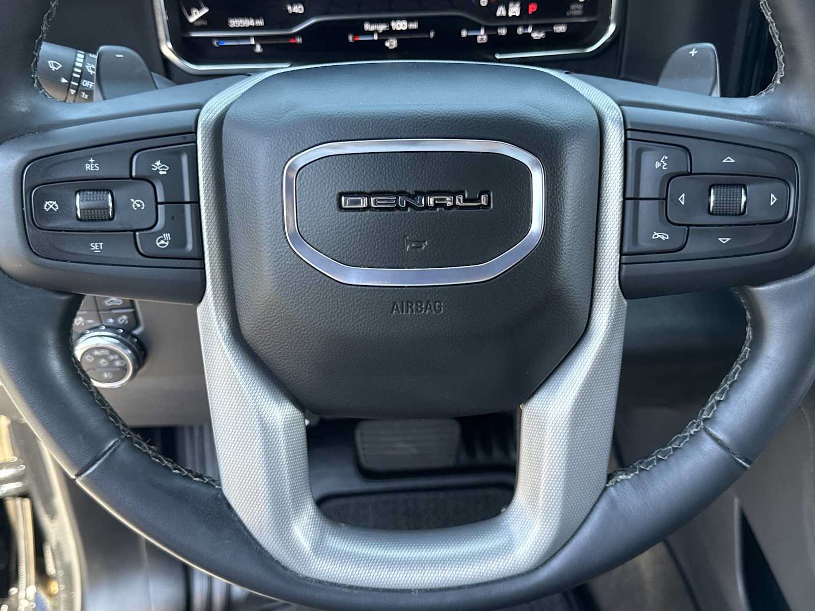 Used 2025 GMC Sierra 1500 Denali w/ Denali Reserve Package AWD/4WD image 14
