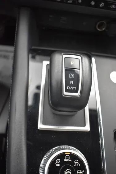 Used 2024 Mitsubishi Outlander Ralliart AWD/4WD image 35