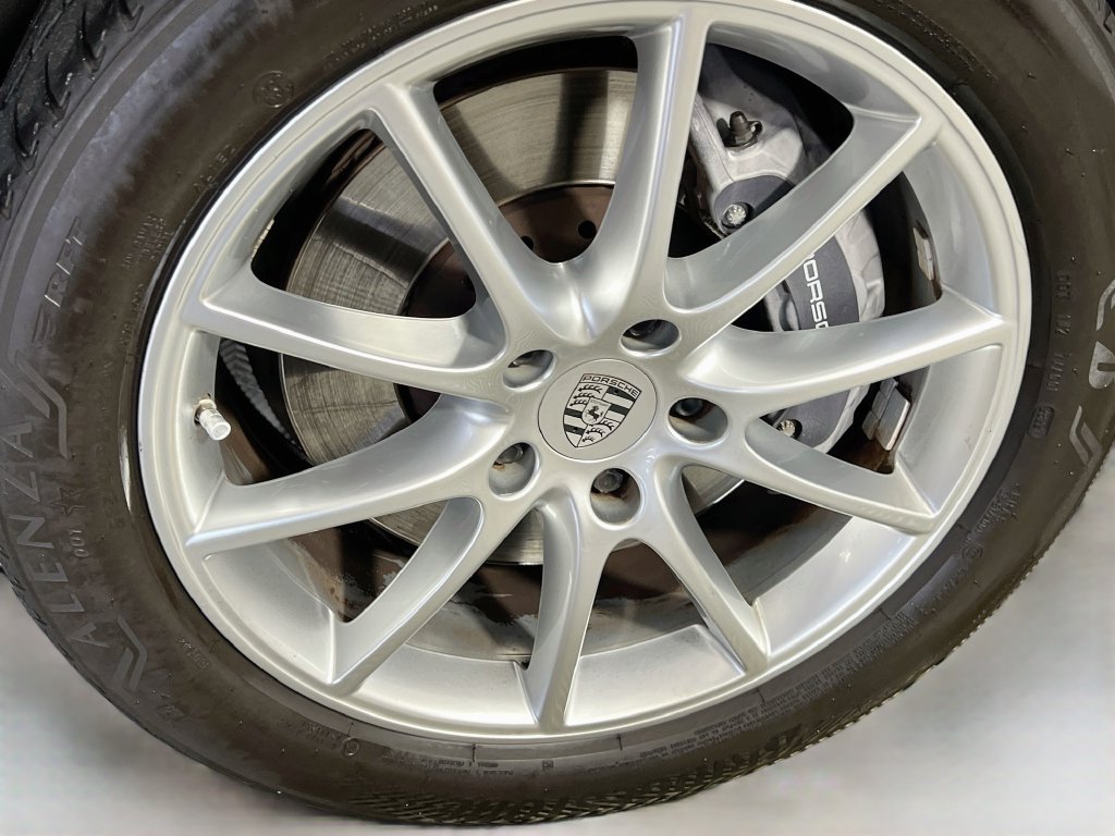 Used 2021 Porsche Cayenne AWD/4WD image 11