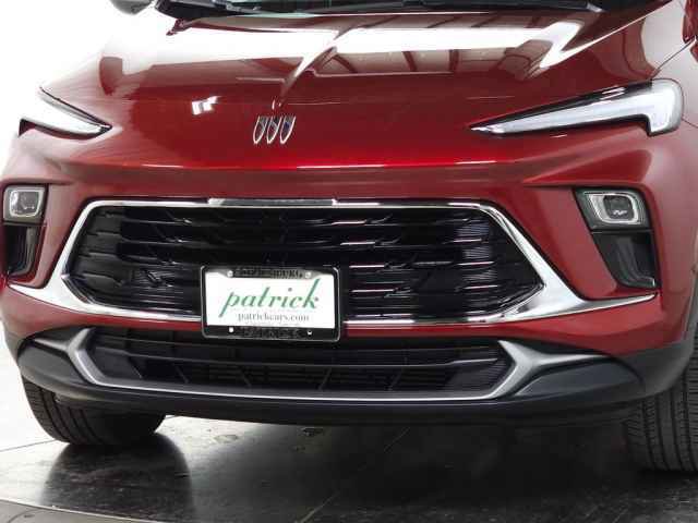 Used 2024 Buick Encore GX Preferred w/ Comfort Package AWD/4WD image 3