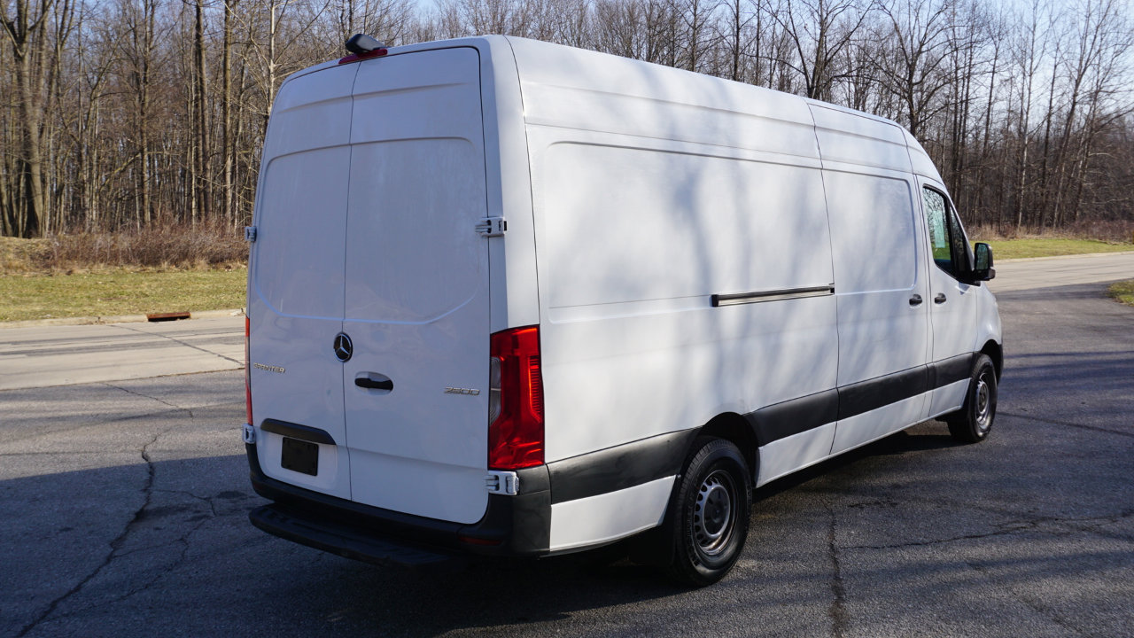 Used 2020 Mercedes-Benz Sprinter 2500 w/ Driver Convenience Package image 5