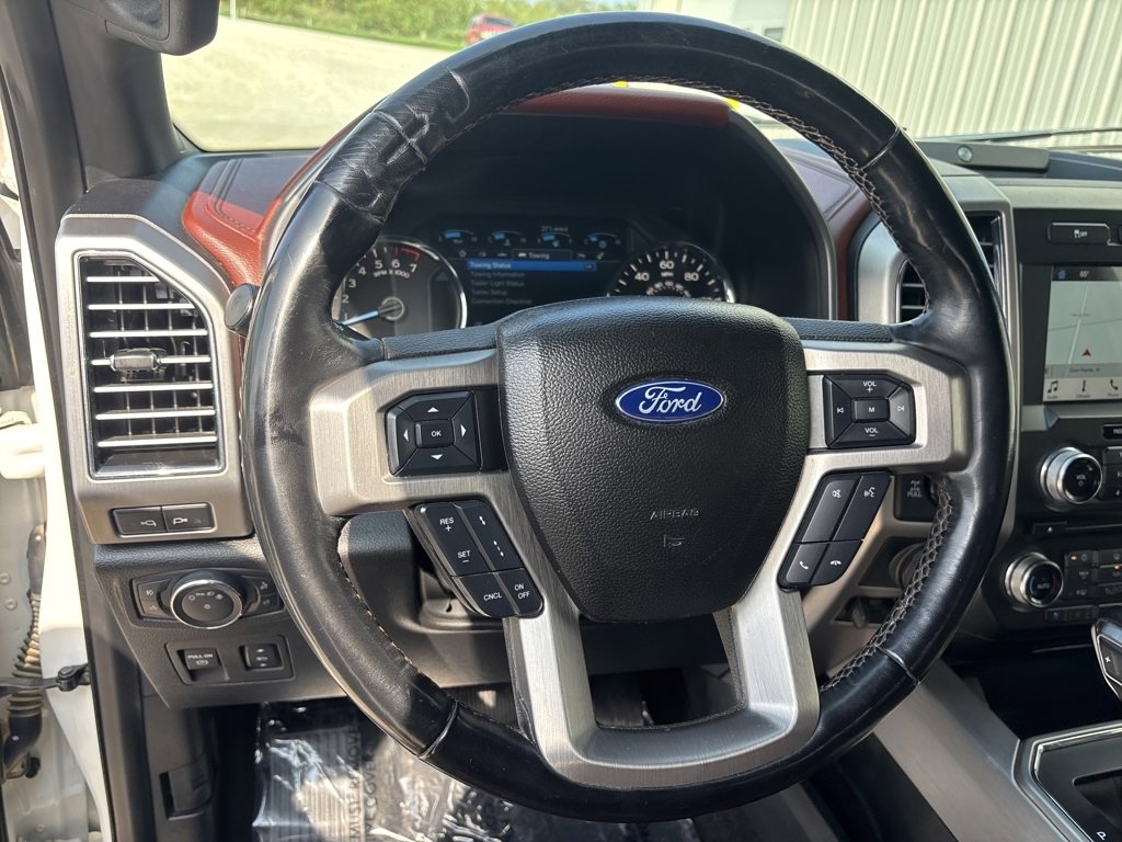 Used 2018 Ford F150 Platinum w/ Equipment Group 701A Luxury image 20