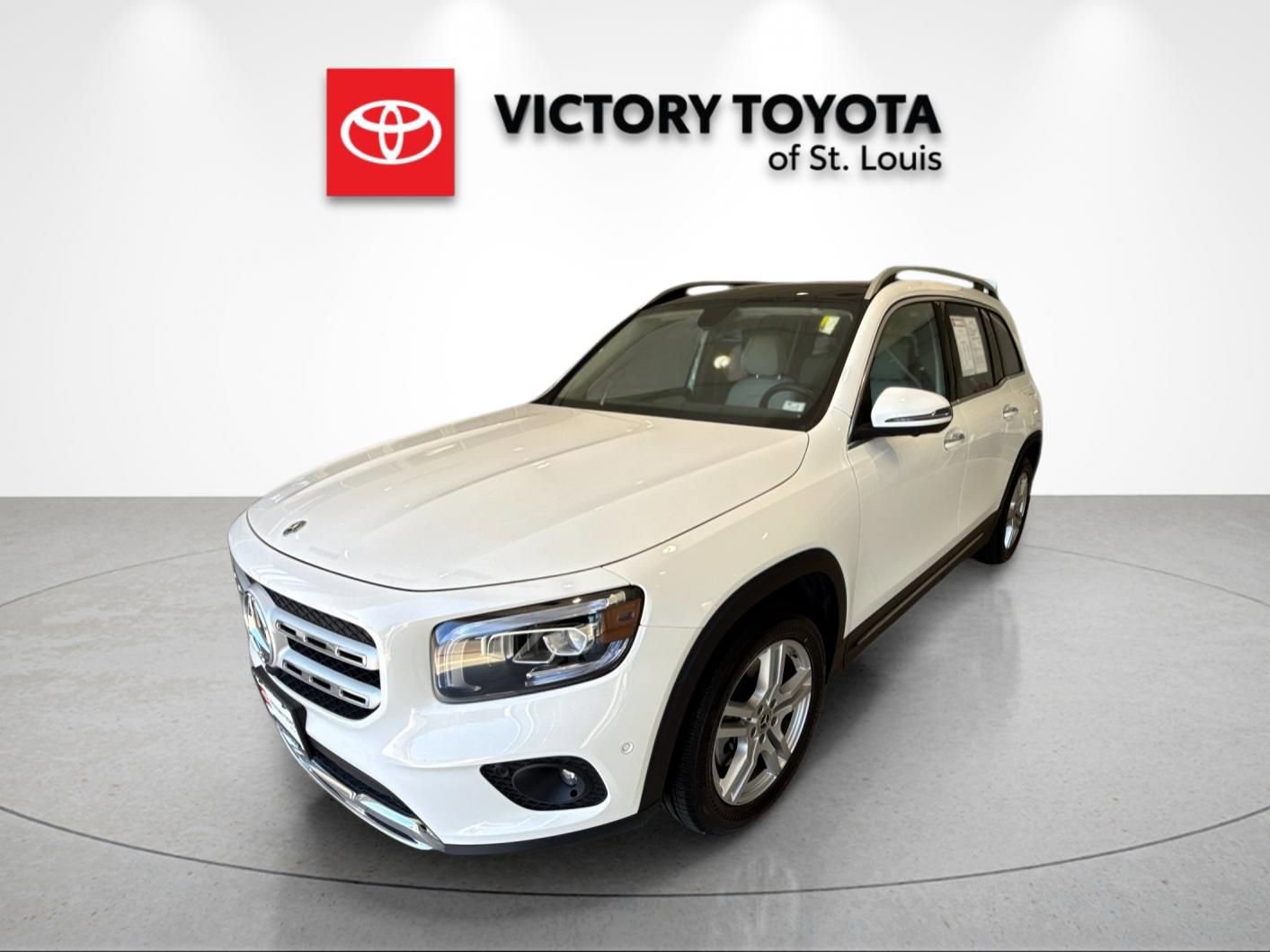 Used 2022 Mercedes-Benz GLB 250 4MATIC image 7