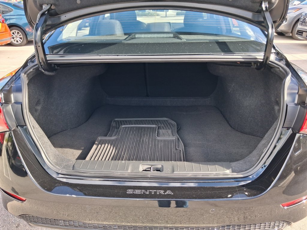 Certified 2025 Nissan Sentra SV FWD image 16