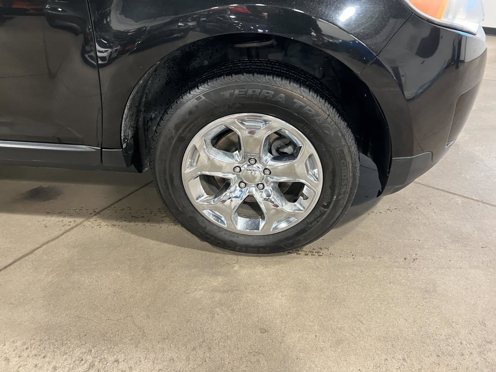 Used 2014 Ford Edge SEL w/ Equipment Group 205A image 42