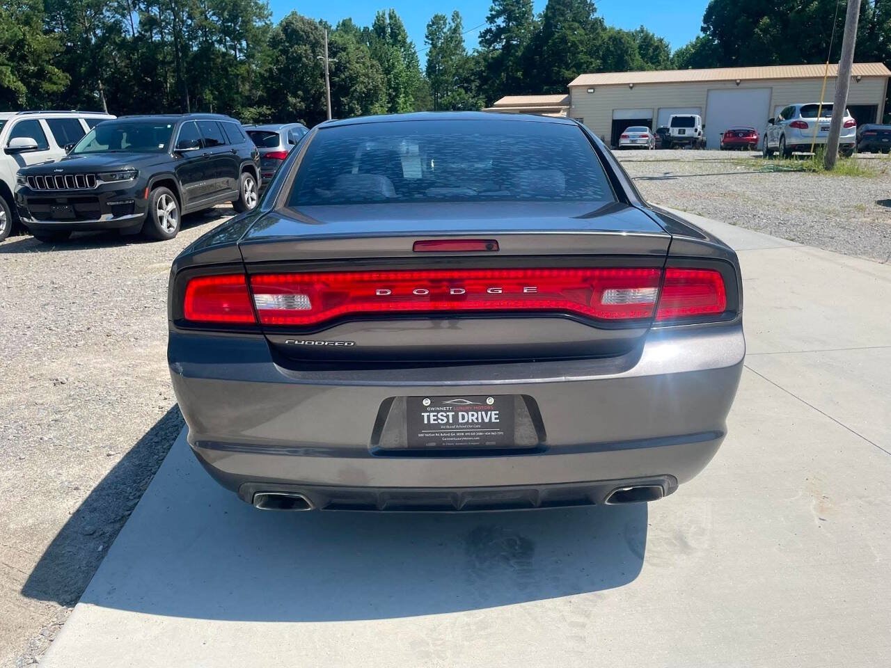 Used 2014 Dodge Charger SE RWD image 6