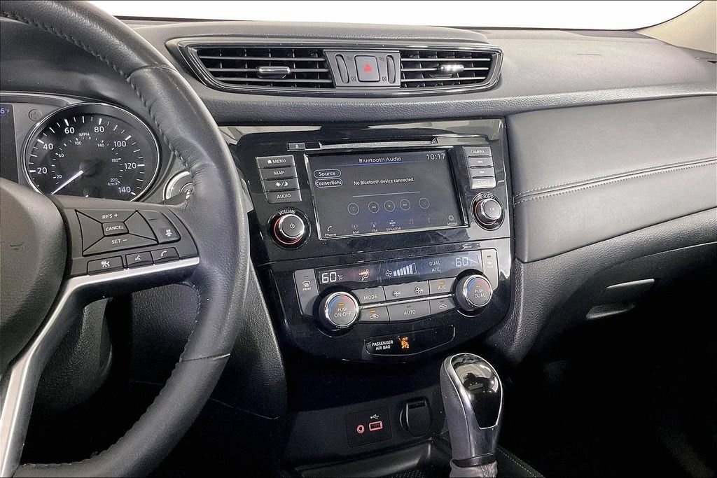 Used 2018 Nissan Rogue SL w/ Premium Package AWD/4WD image 8