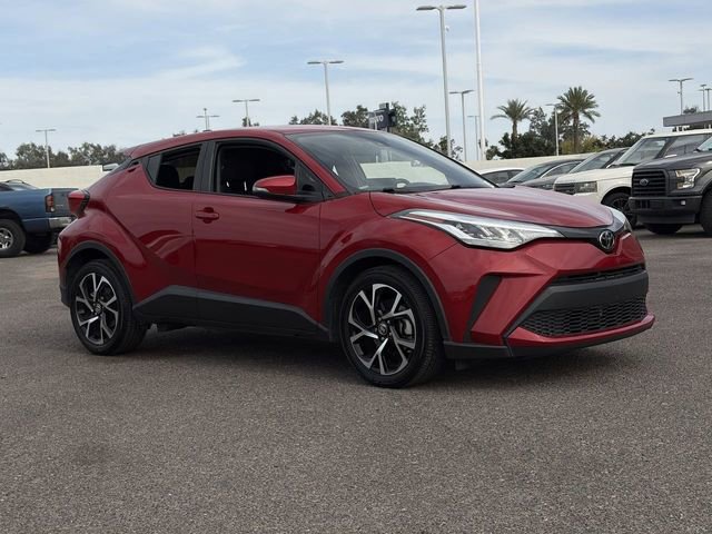 Used 2020 Toyota C-HR XLE image 4