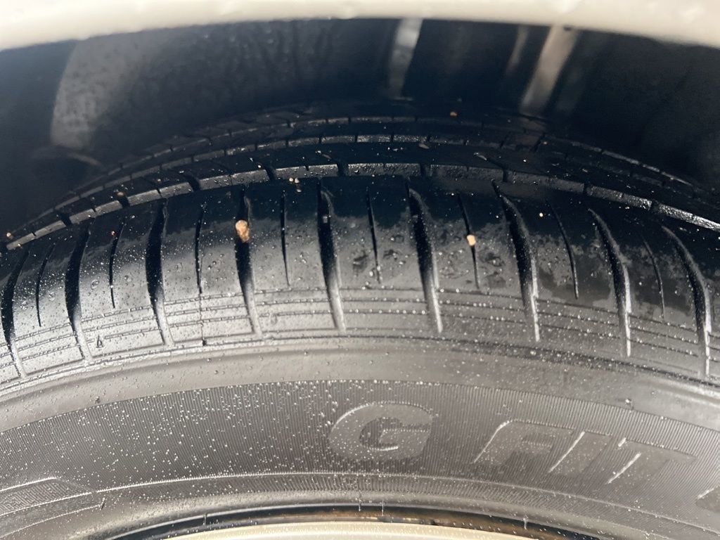 Used 2015 Chevrolet Cruze LS FWD image 38