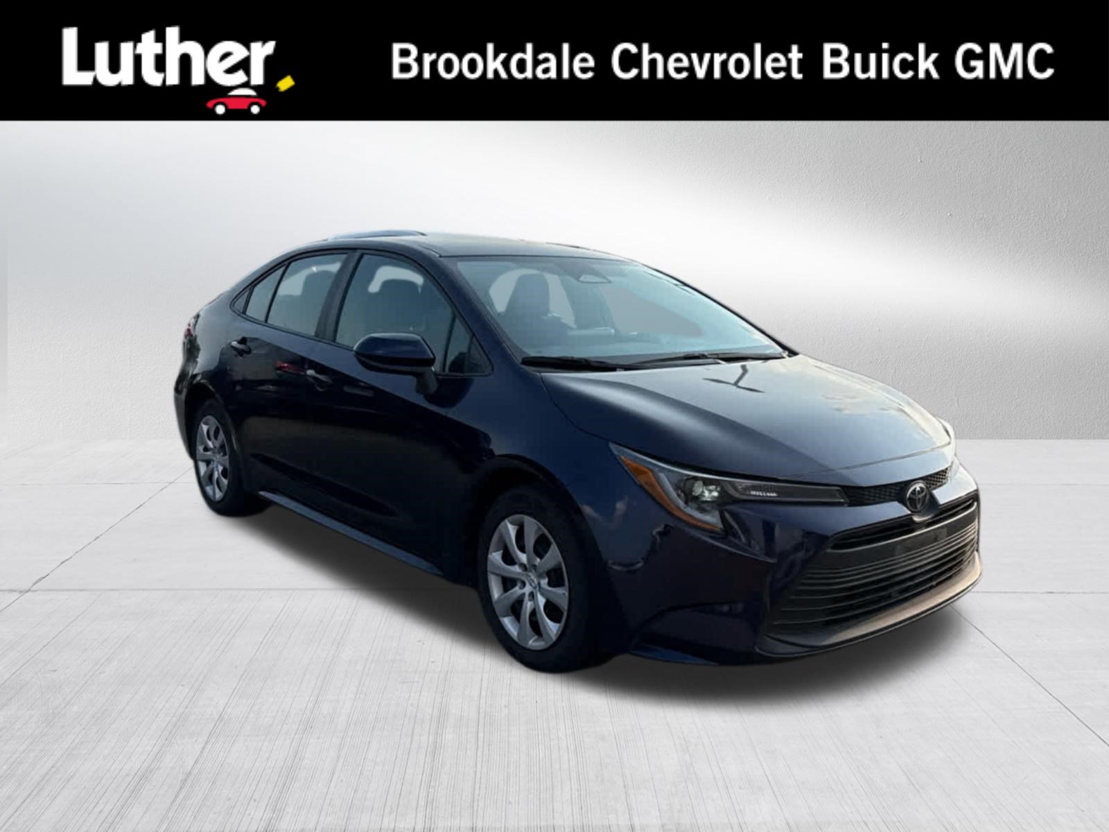 Used 2024 Toyota Corolla LE FWD image 1