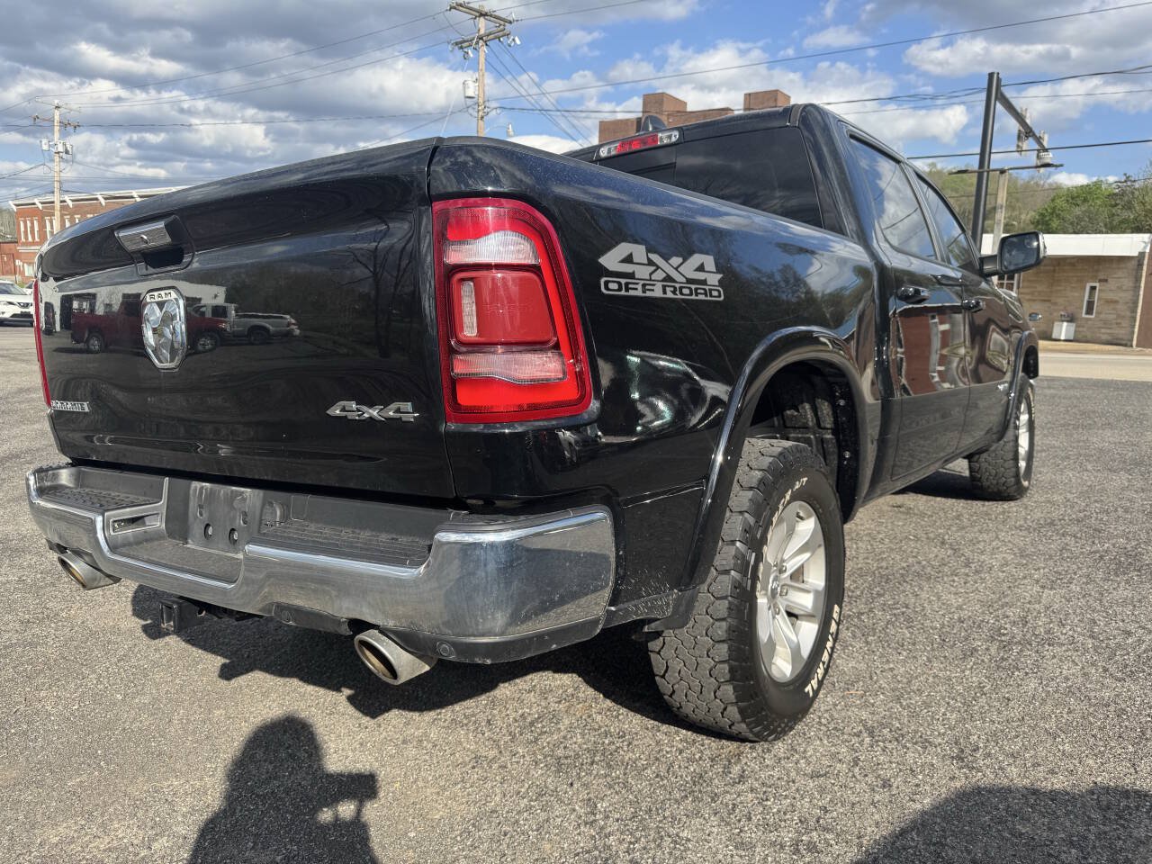 Used 2022 RAM 1500 Laramie AWD/4WD image 6
