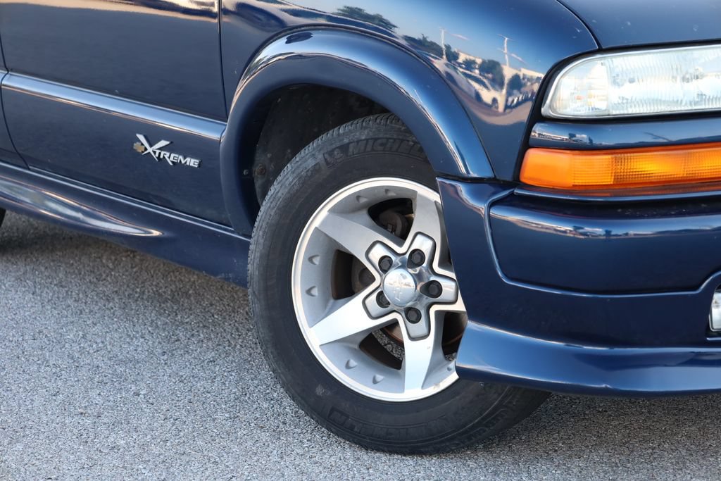 Used 2004 Chevrolet Blazer Xtreme w/ Preferred Equipment Group RWD image 2