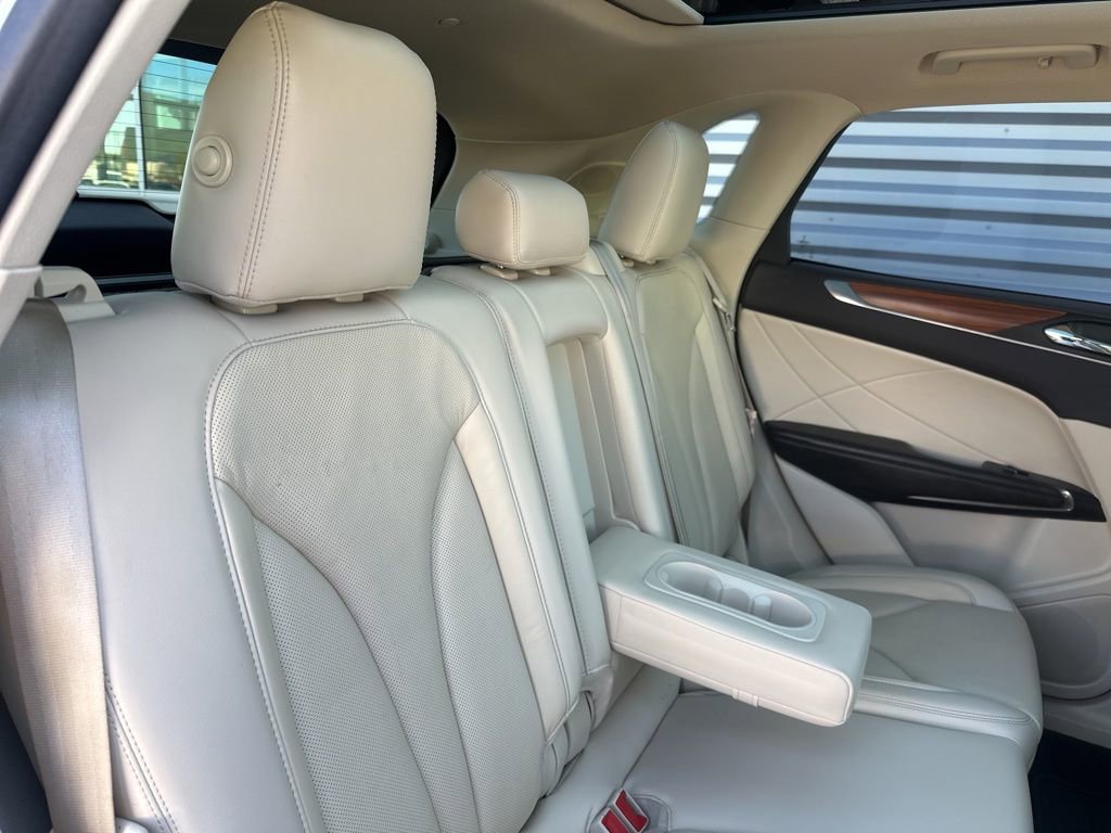 Used 2016 Lincoln MKC Reserve image 28
