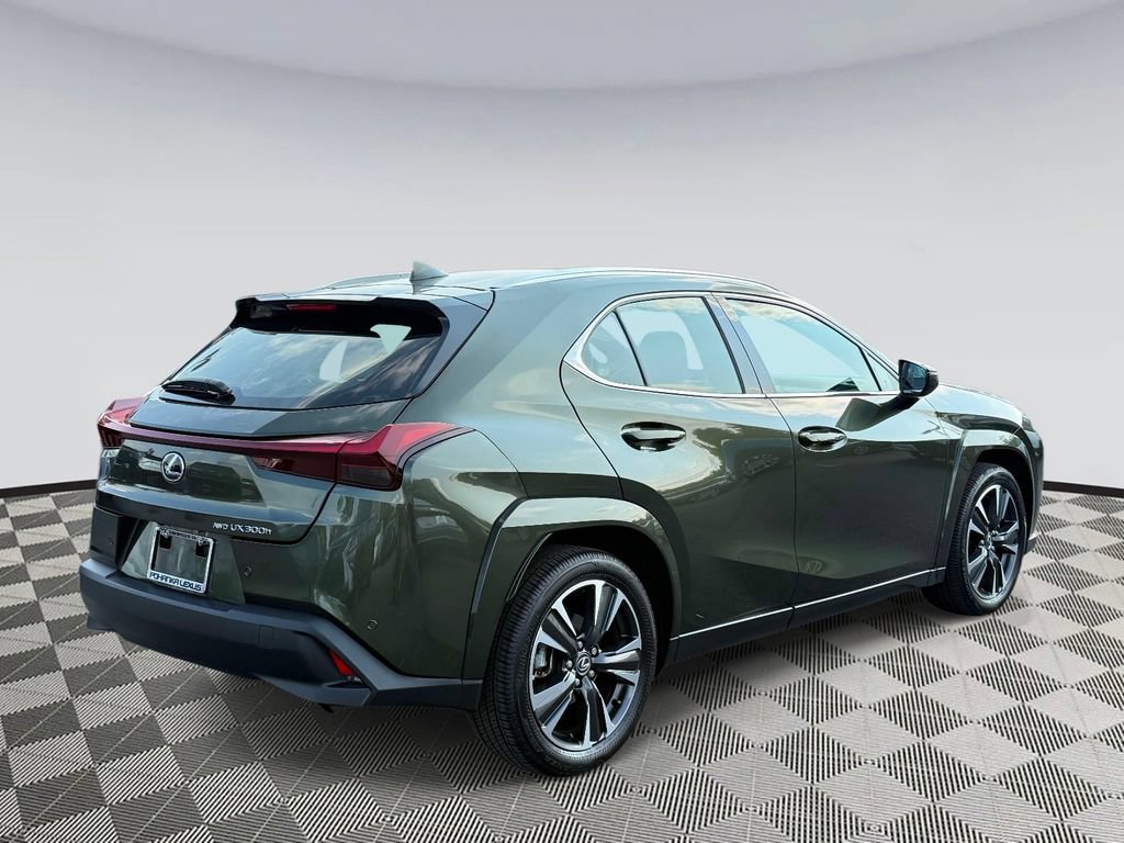 Used 2025 Lexus UX 300h AWD w/ Accessory Package (Z1) video 2