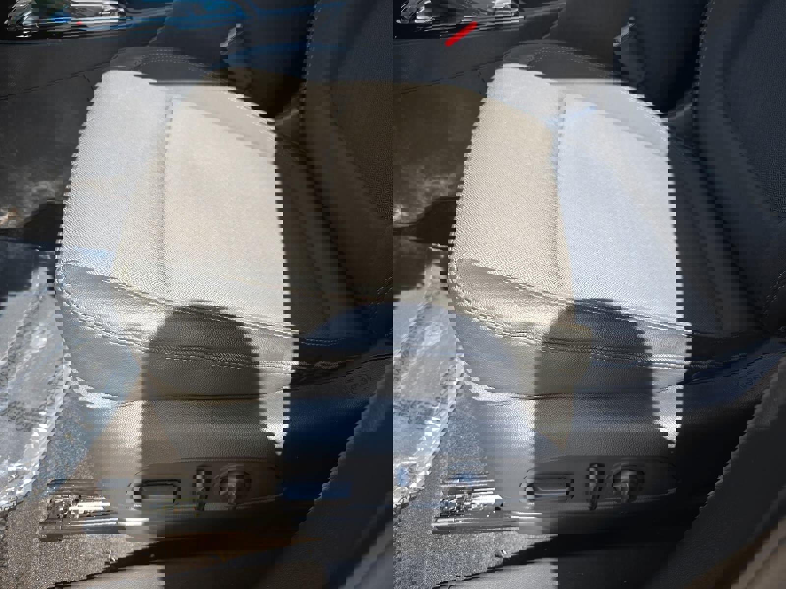 Used 2021 Buick Encore GX Preferred w/ Sport Touring Package image 31