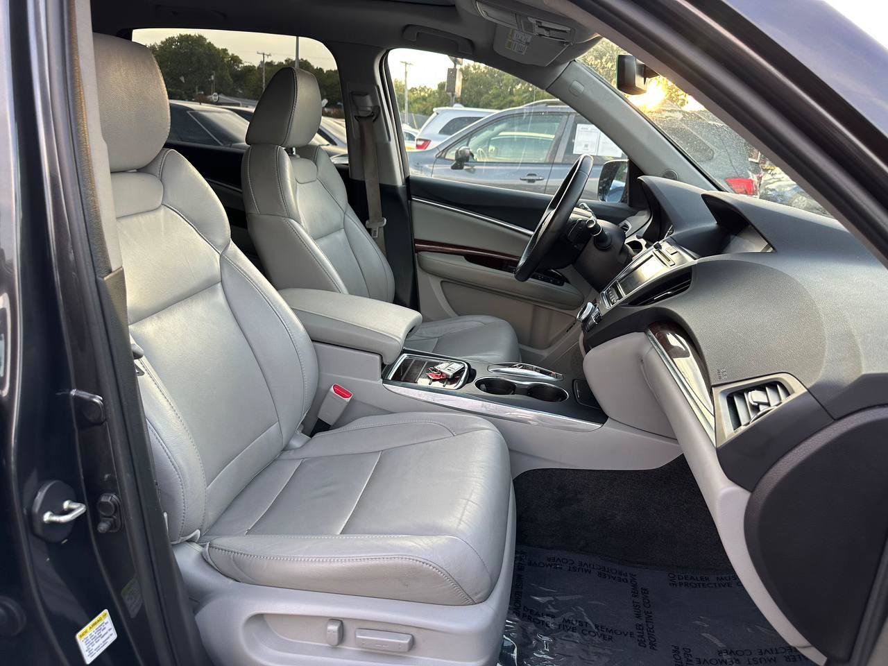 Used 2016 Acura MDX w/ AcuraWatch Plus Package FWD image 30