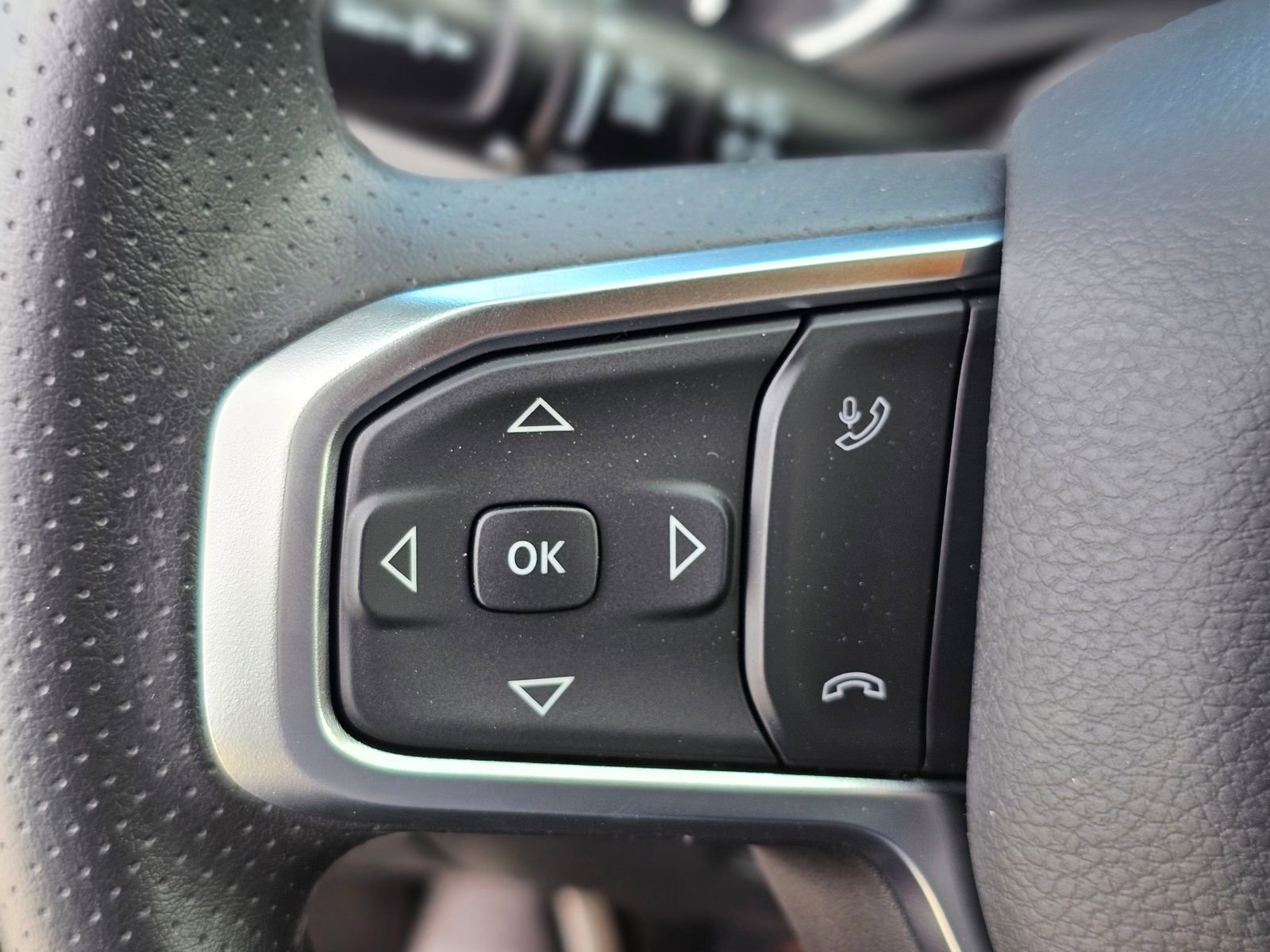 New 2026 RAM 1500 Express AWD/4WD image 17