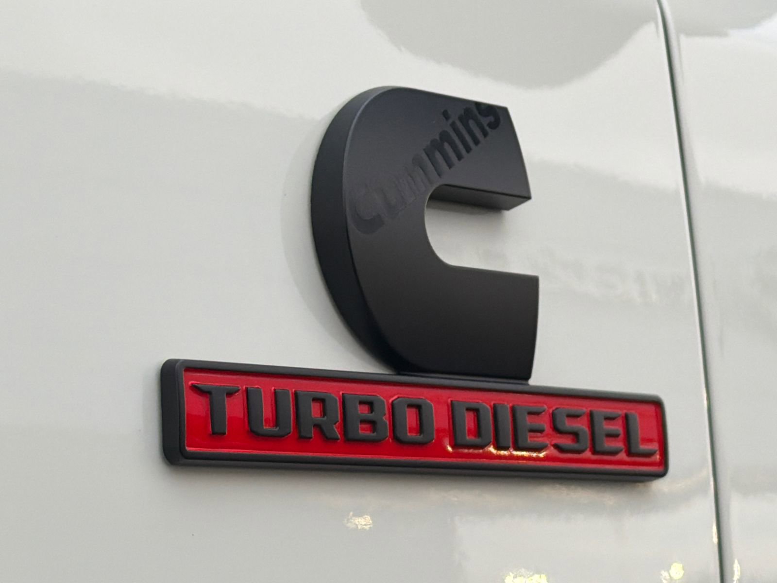 Used 2024 RAM 3500 Limited image 17