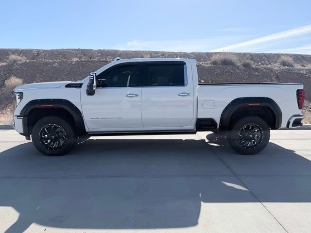 Used 2024 GMC Sierra 2500 Denali Ultimate AWD/4WD image 5