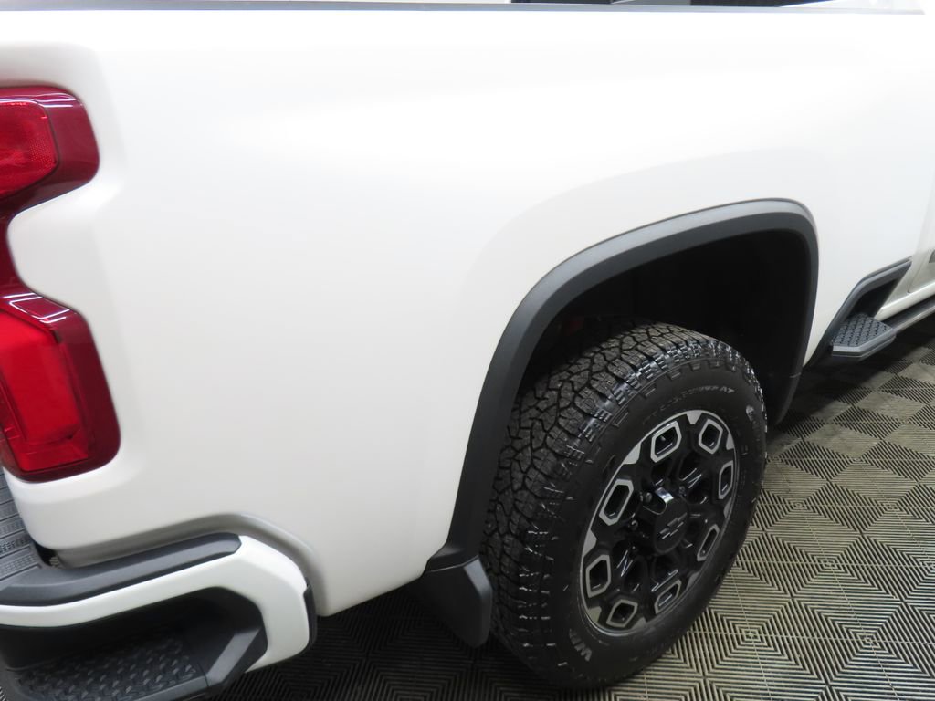 Used 2024 Chevrolet Silverado 2500 High Country w/ High Country Premium Package image 38