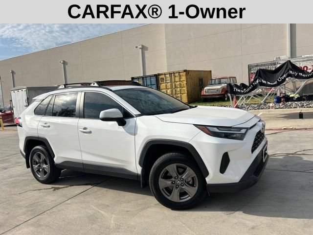 Used 2024 Toyota RAV4 XLE w/ Convenience Package FWD video 2