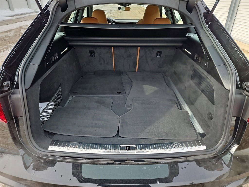 Used 2024 Audi RS 6 performance image 37