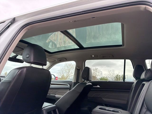 Used 2023 Volkswagen Atlas SE w/ Panoramic Sunroof Package FWD image 20