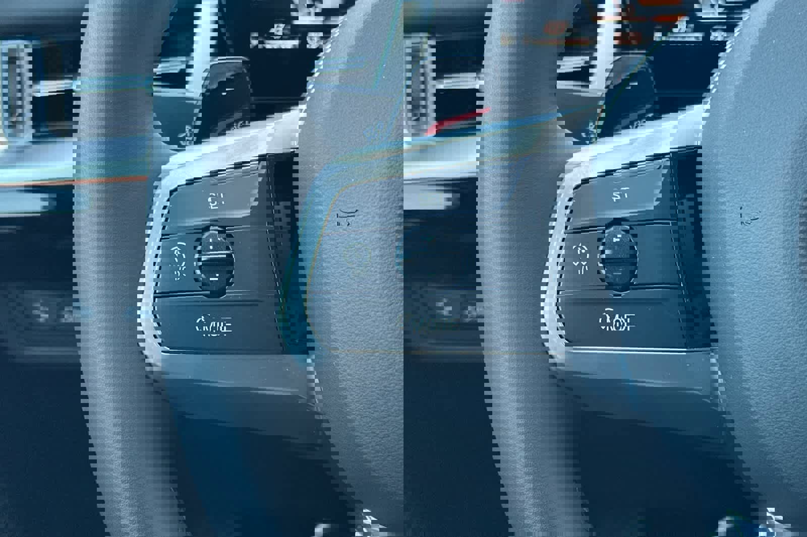 Used 2025 BMW X1 xDrive28i w/ Premium Package image 26