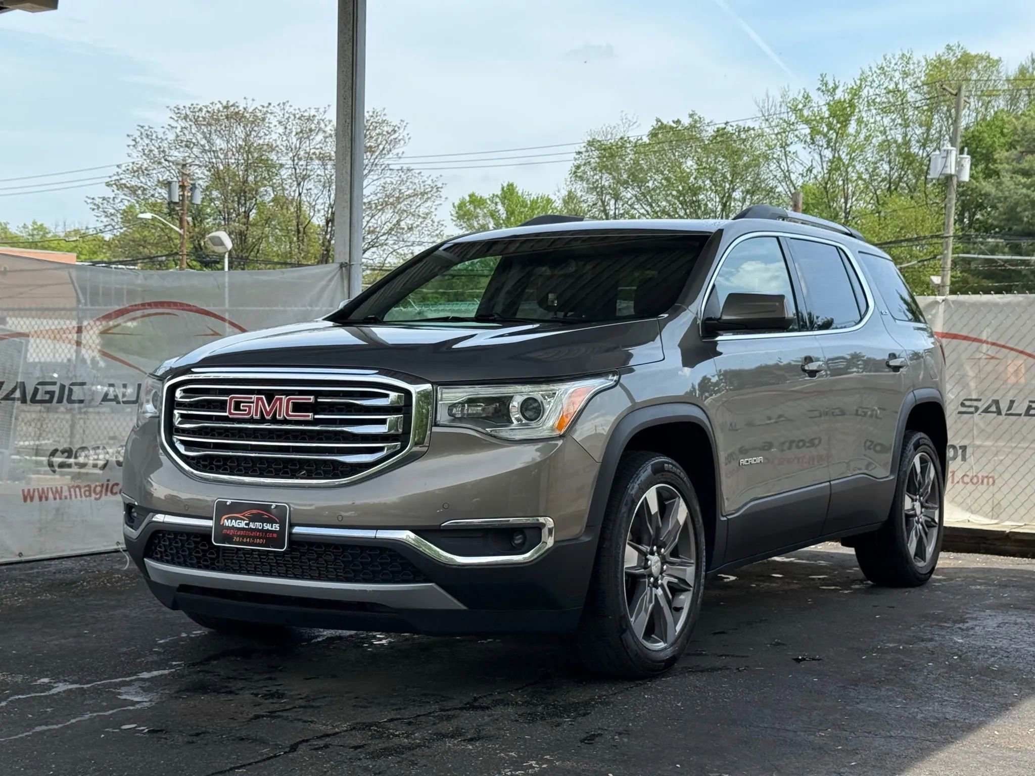 Used 2019 GMC Acadia SLT w/ LPO, Floor Liner Package image 53