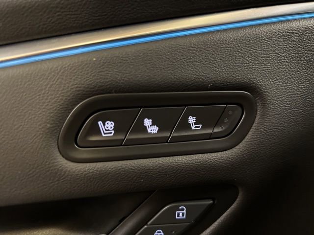 Used 2023 Cadillac Escalade ESV Sport image 50