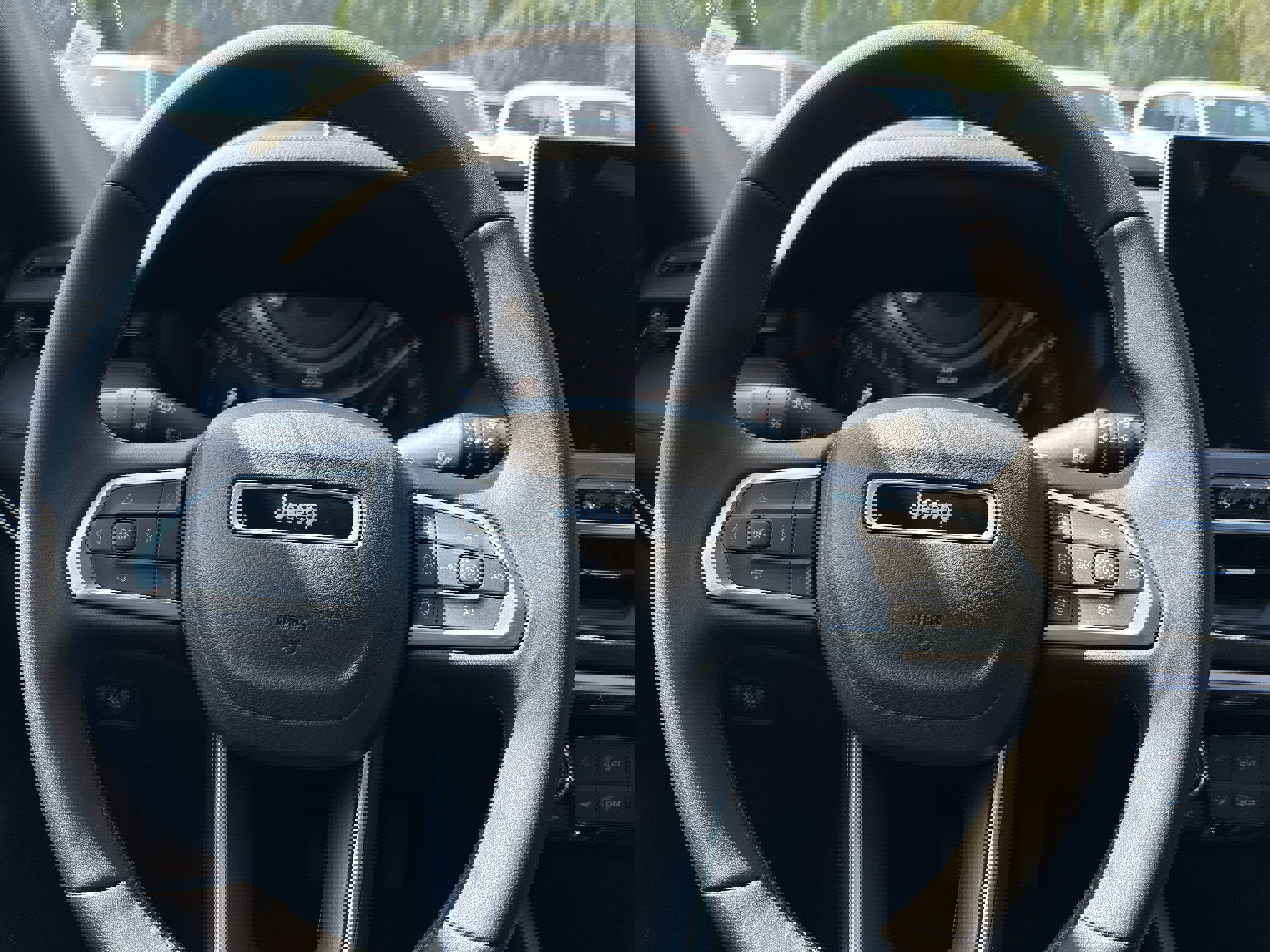 New 2025 Jeep Compass Limited w/ Sun & Sound Group image 14