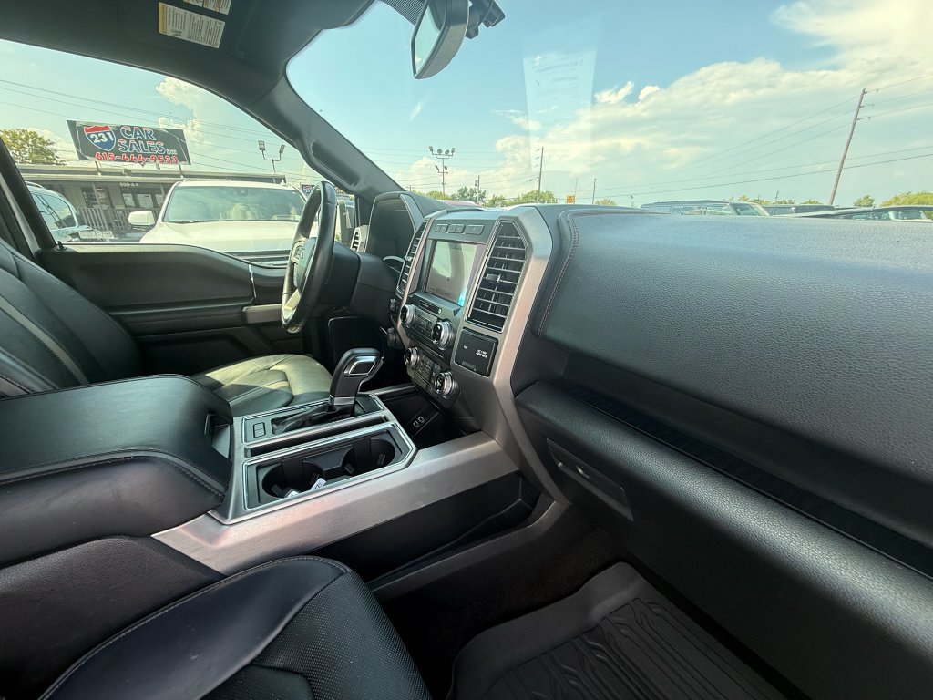 Used 2018 Ford F150 Platinum w/ Equipment Group 701A Luxury AWD/4WD image 25