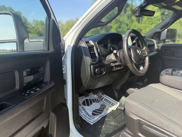 Used 2023 RAM 3500 Tradesman AWD/4WD image 11
