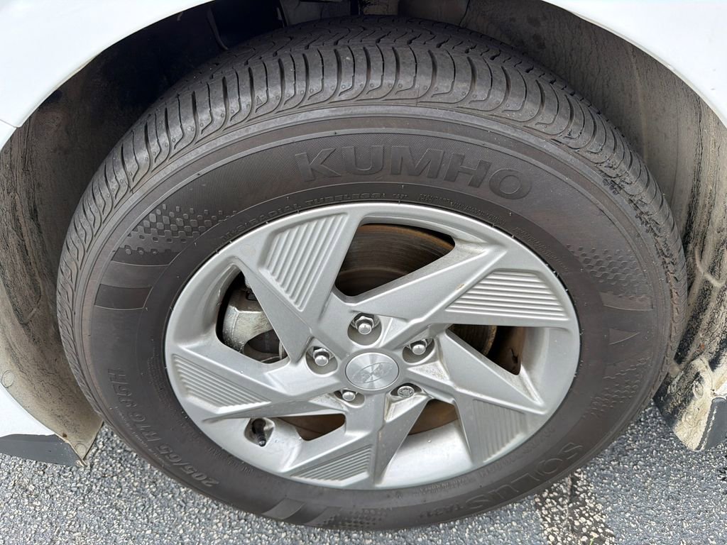 Certified 2025 Hyundai Sonata SE FWD image 11