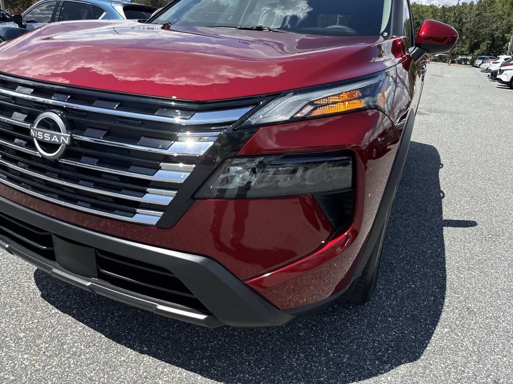 Used 2026 Nissan Rogue SV FWD image 10