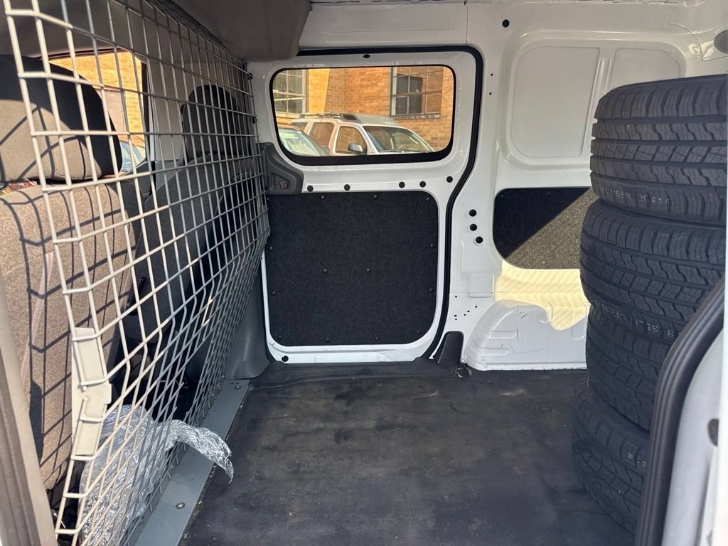 Used 2016 Chevrolet City Express LT FWD image 11