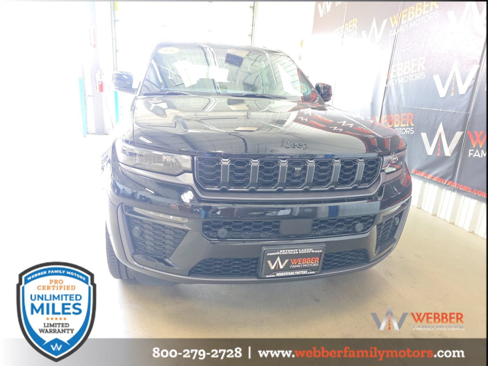 New 2026 Jeep Grand Cherokee Limited AWD/4WD image 2