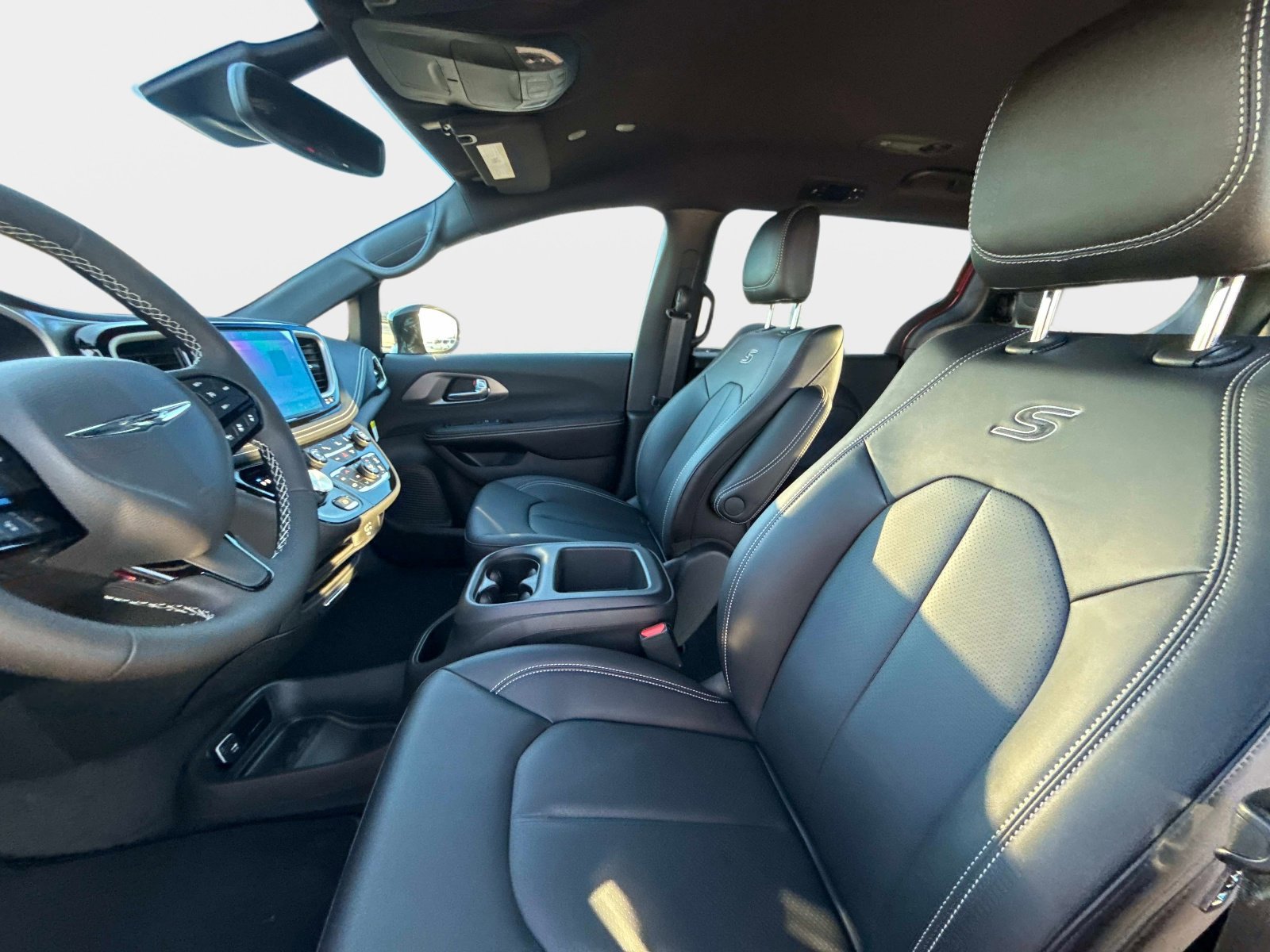 New 2026 Chrysler Pacifica Select image 22