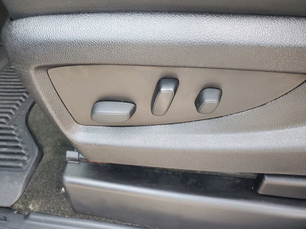 Used 2017 Chevrolet Silverado 1500 LTZ w/ Sport Package image 7