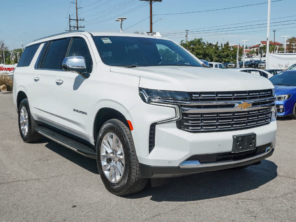 Used 2024 Chevrolet Suburban Premier w/ Max Trailering Package AWD/4WD image 3