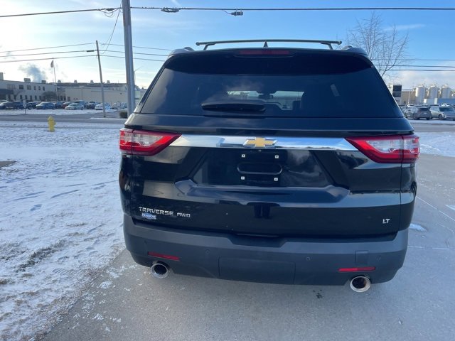 Used 2020 Chevrolet Traverse LT image 12