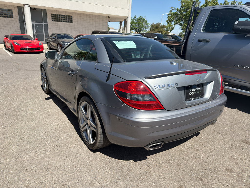 Used 2011 Mercedes-Benz SLK 350 image 7