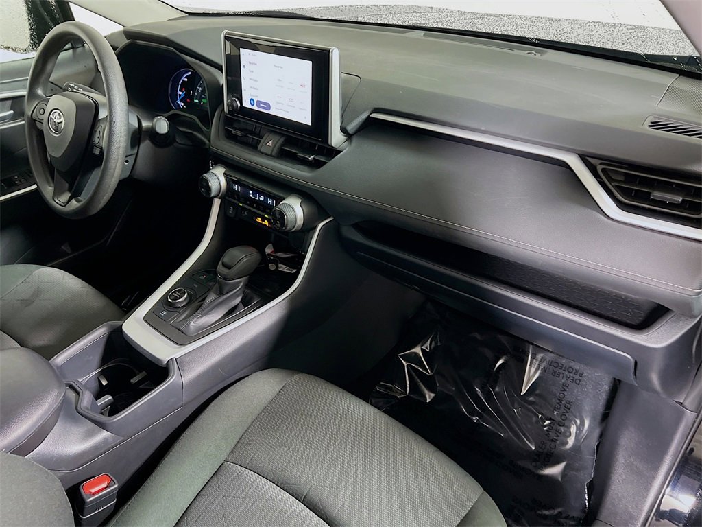 Certified 2025 Toyota RAV4 XLE image 25