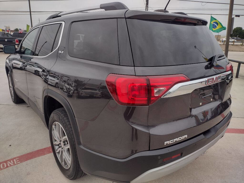 Used 2017 GMC Acadia SLE w/ Driver Alert Package I image 5