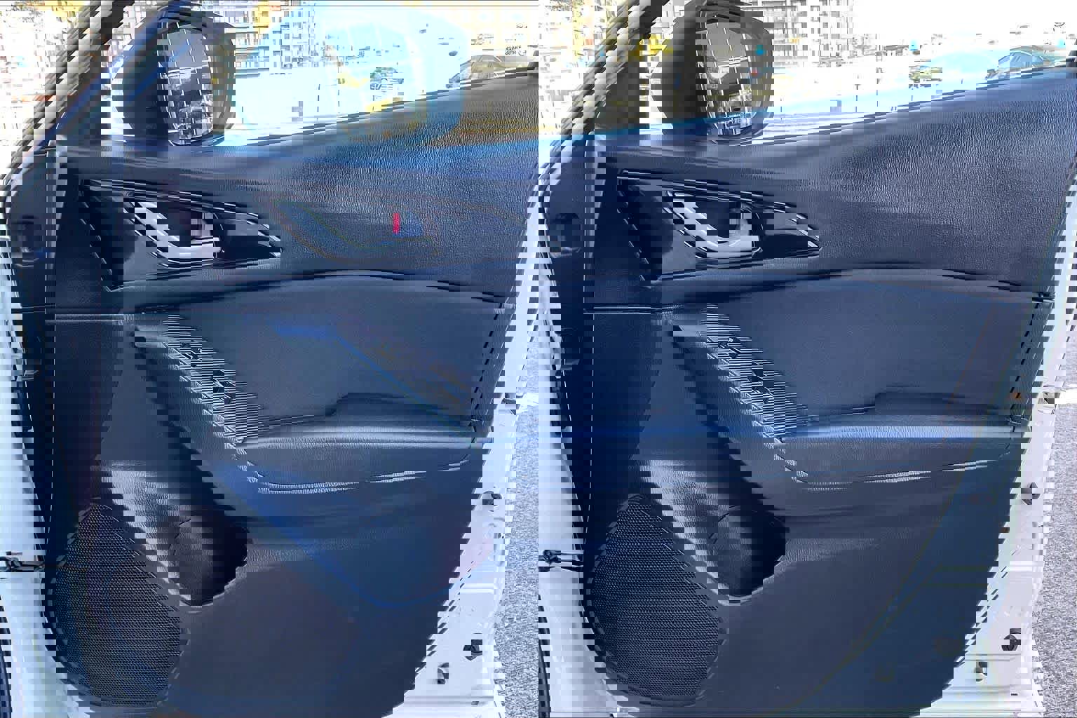 Used 2015 MAZDA MAZDA3 i Sport image 20