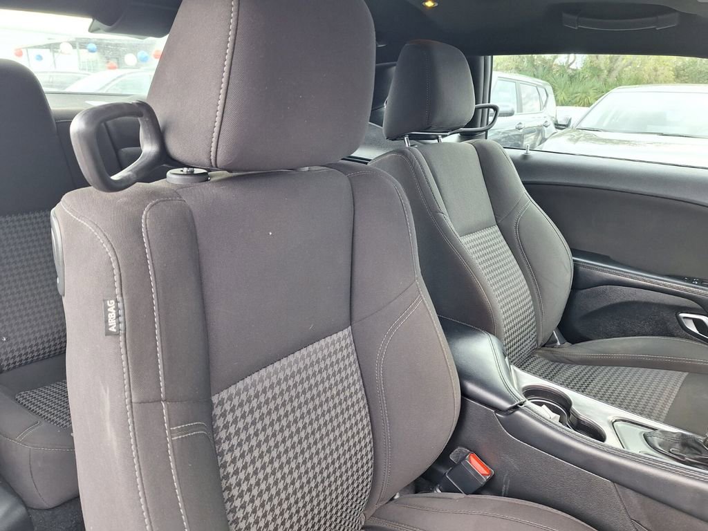 Used 2021 Dodge Challenger SXT w/ Driver Convenience Group image 25